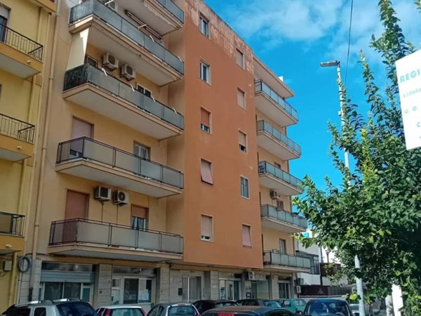appartamento in vendita a Reggio di Calabria in zona Sbarre