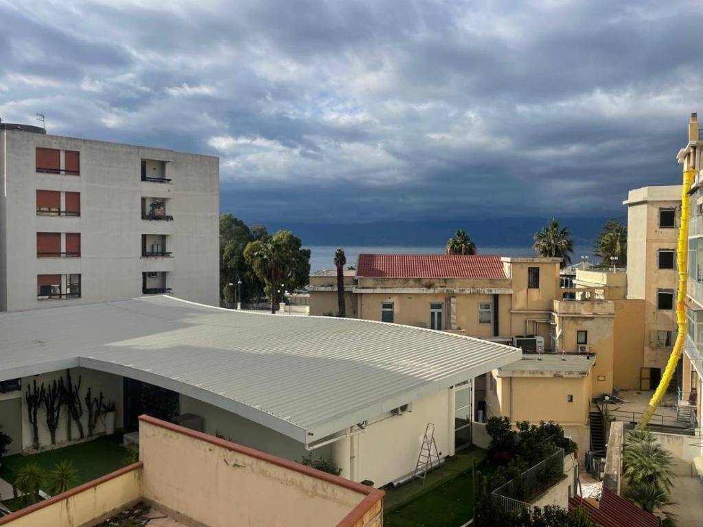 appartamento in vendita a Reggio di Calabria in zona Centro Storico