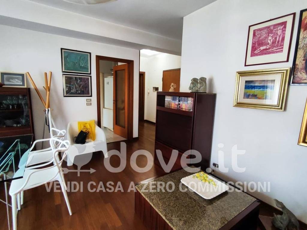 appartamento in vendita a Reggio di Calabria in zona Sbarre