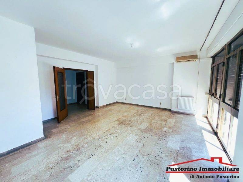 appartamento in vendita a Reggio di Calabria in zona Rione Ferrovieri