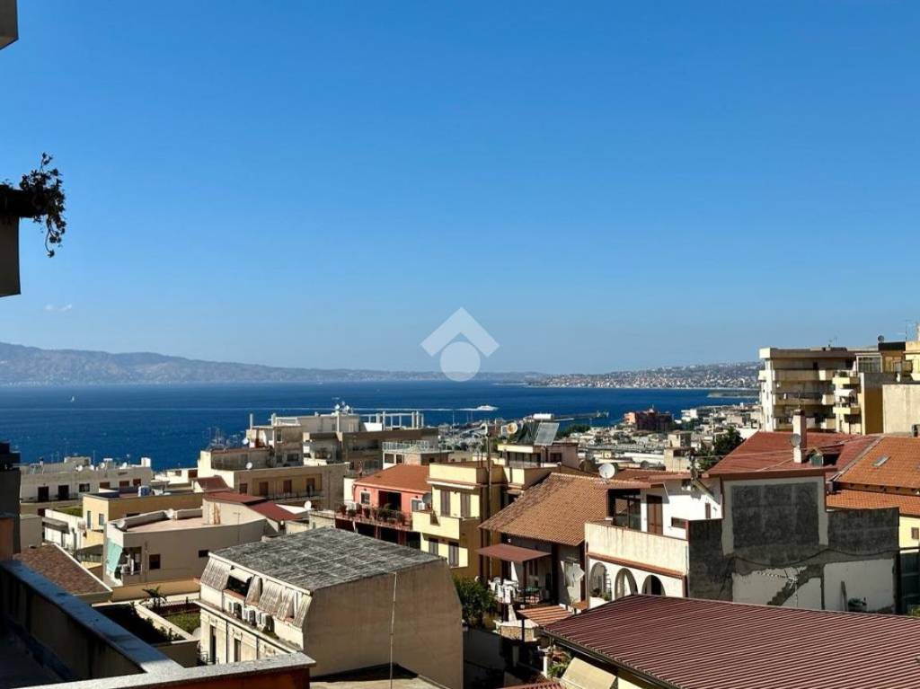 appartamento in vendita a Reggio di Calabria in zona Trabocchetto