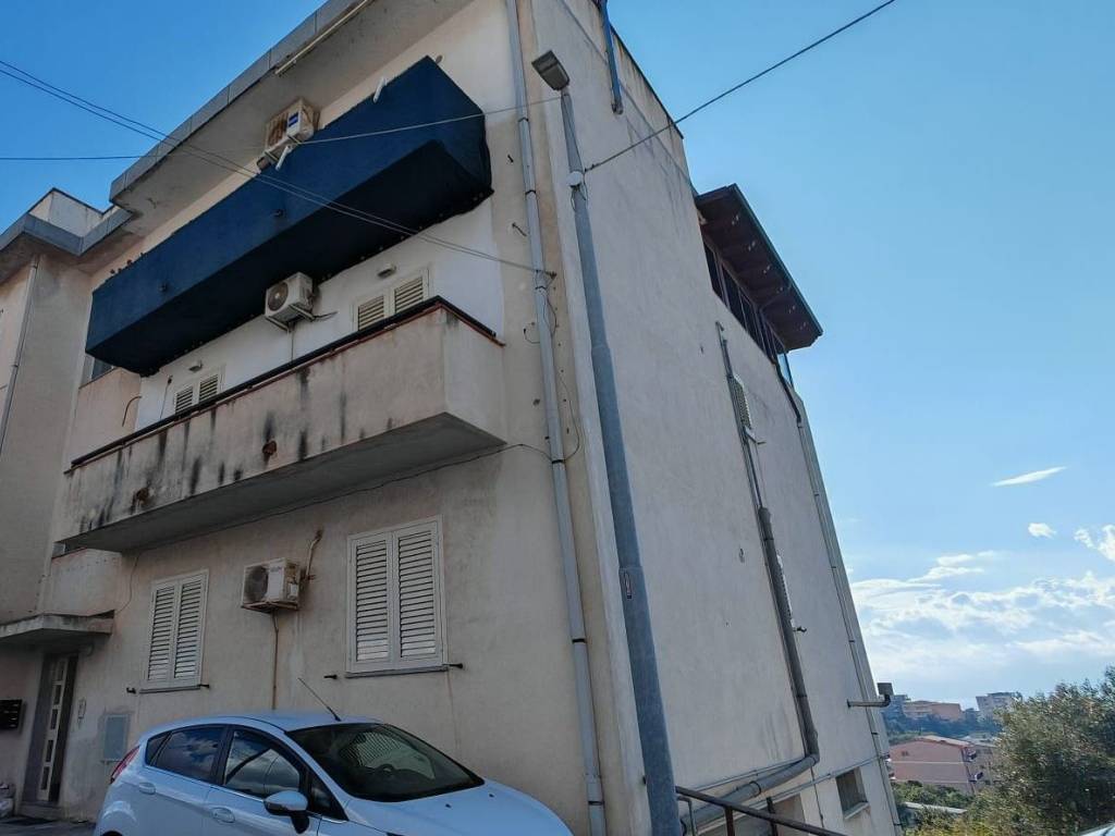 appartamento in vendita a Reggio di Calabria in zona Ravagnese