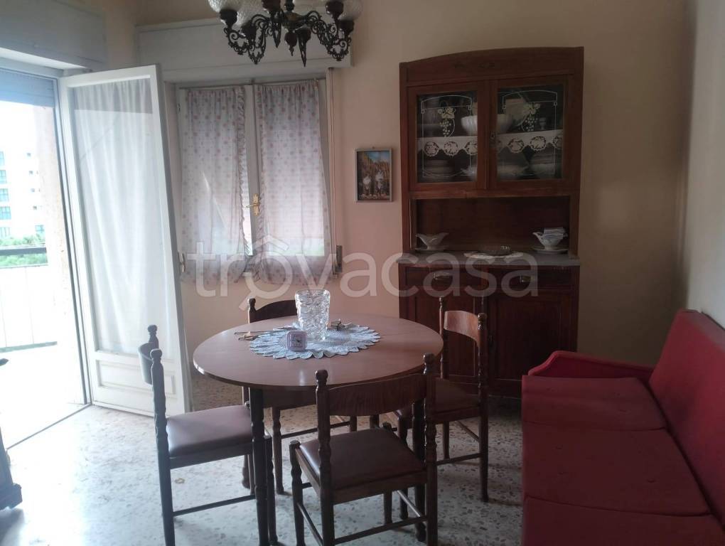 appartamento in vendita a Reggio di Calabria in zona Modena