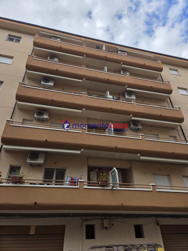 appartamento in vendita a Reggio di Calabria in zona Modena