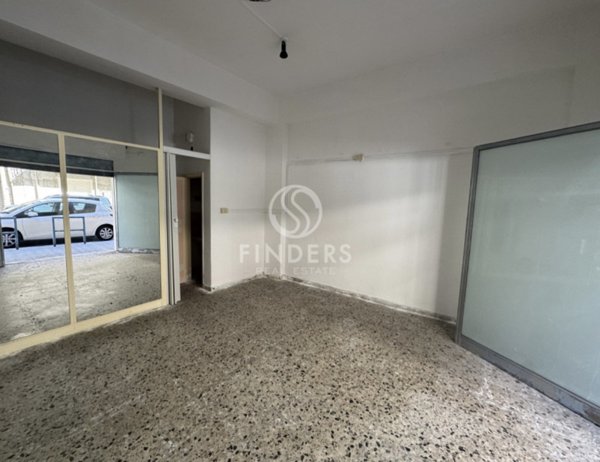 locale di sgombero in vendita a Reggio di Calabria