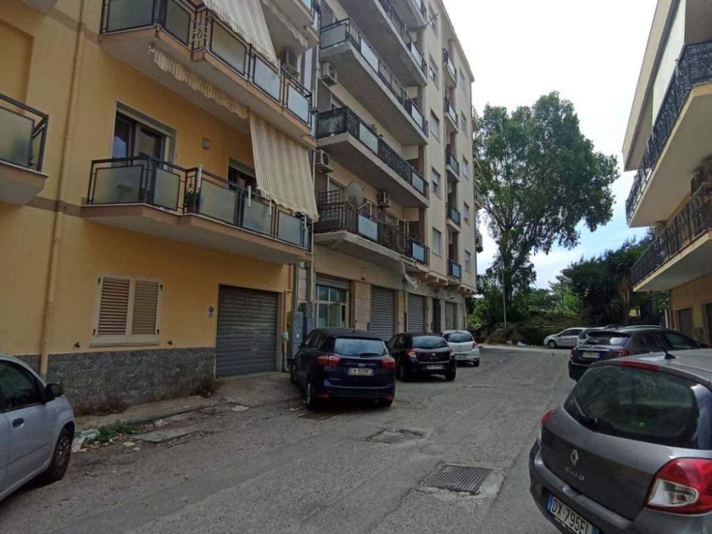 appartamento in vendita a Reggio di Calabria in zona Rione Ferrovieri