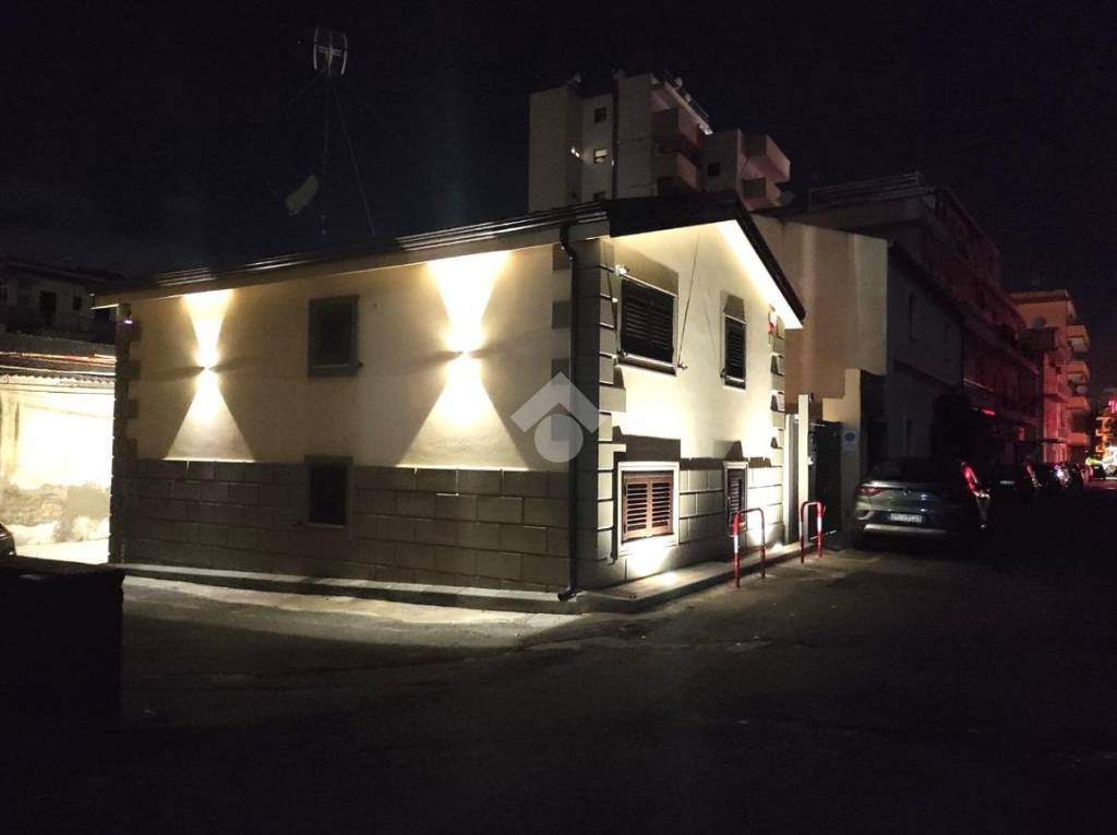 casa indipendente in vendita a Reggio di Calabria in zona Sbarre