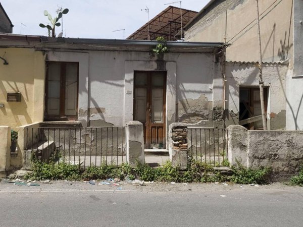 casa indipendente in vendita a Reggio di Calabria in zona Sbarre