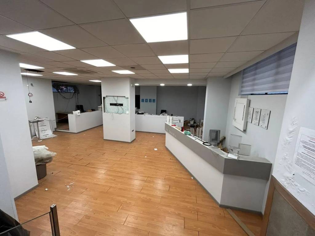 negozio in vendita a Reggio di Calabria in zona Centro Storico