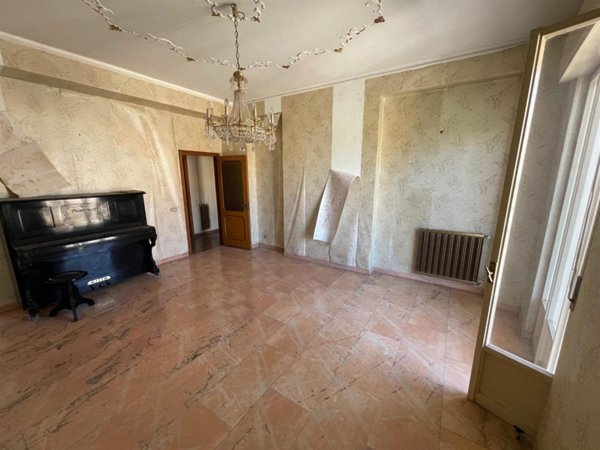 appartamento in vendita a Reggio di Calabria in zona Sbarre