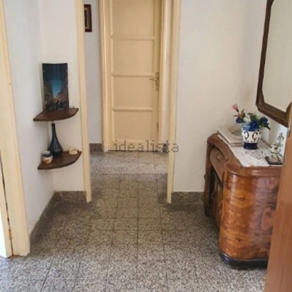 appartamento in vendita a Reggio di Calabria in zona Modena