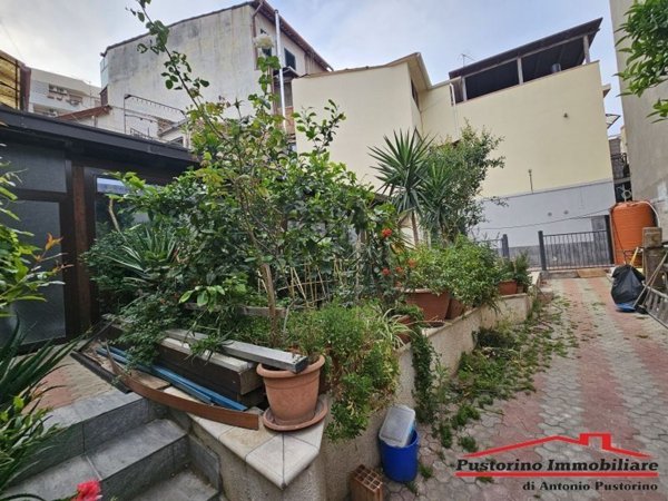 casa indipendente in vendita a Reggio di Calabria