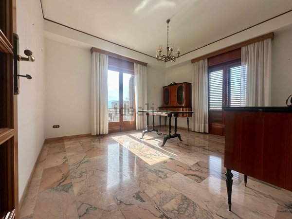 appartamento in vendita a Reggio di Calabria in zona Centro Storico