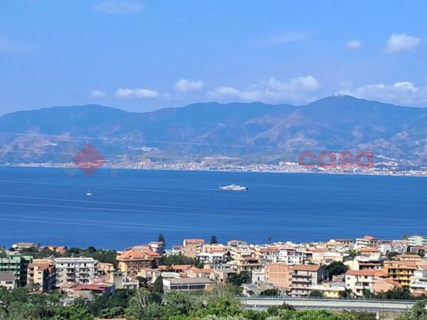 casa indipendente in vendita a Reggio di Calabria in zona Catona