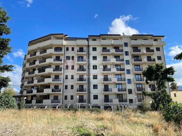 appartamento in vendita a Reggio di Calabria in zona Modena
