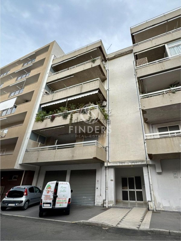 appartamento in vendita a Reggio di Calabria in zona Sbarre