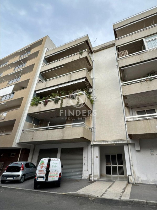 appartamento in vendita a Reggio di Calabria in zona Sbarre