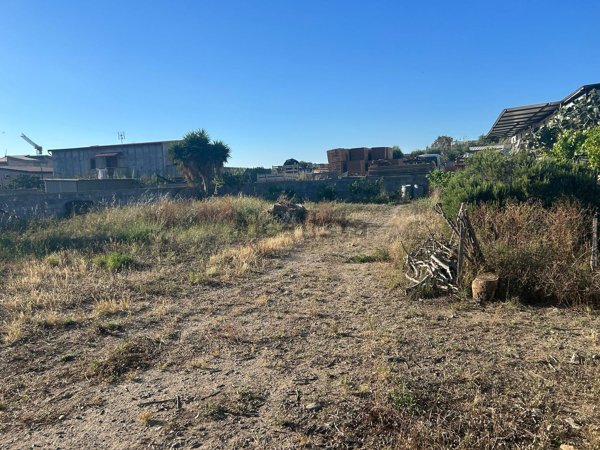 terreno agricolo in vendita a Reggio di Calabria in zona Pellaro