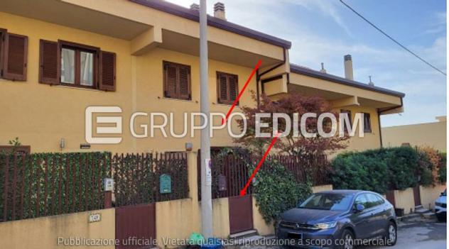 casa indipendente in vendita a Reggio di Calabria in zona Spirito Santo