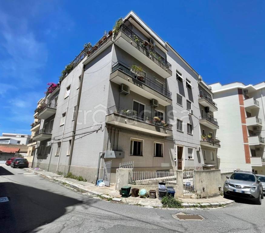 appartamento in vendita a Reggio di Calabria in zona Eremo