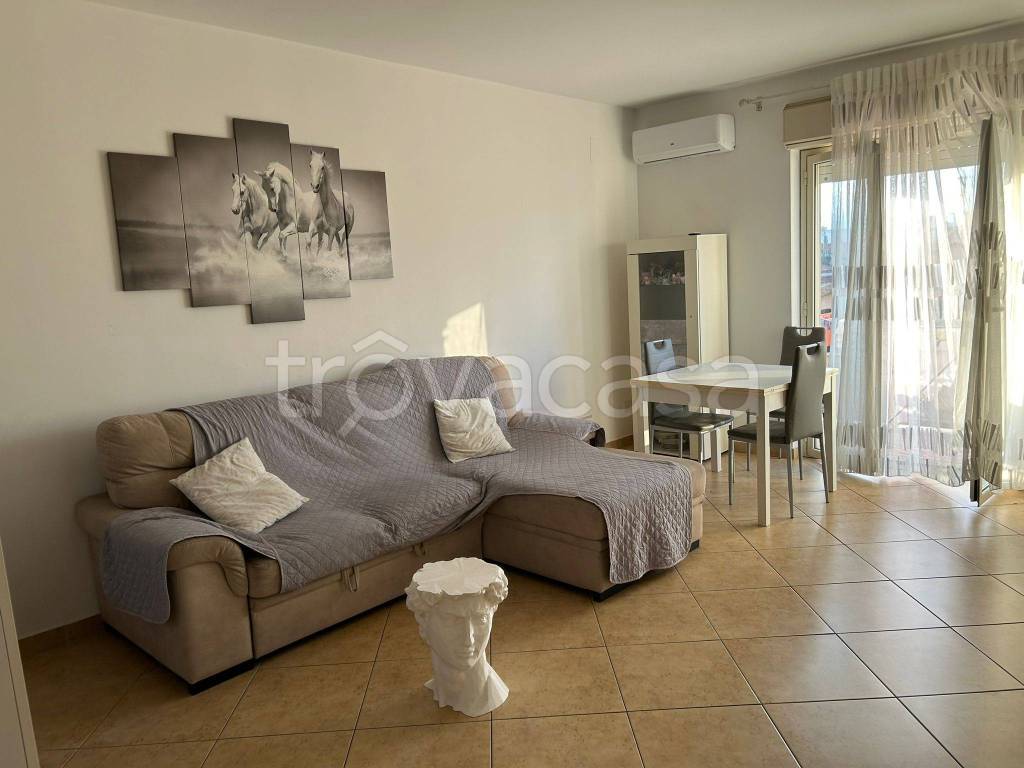 appartamento in vendita a Reggio di Calabria in zona Sbarre