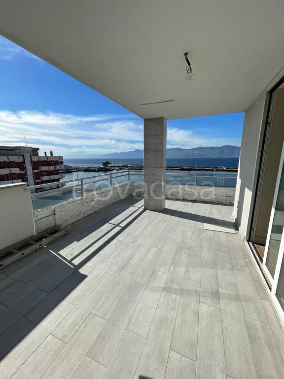 appartamento in vendita a Reggio di Calabria in zona Santa Caterina
