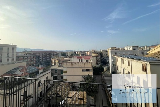 appartamento in vendita a Reggio di Calabria in zona Sbarre