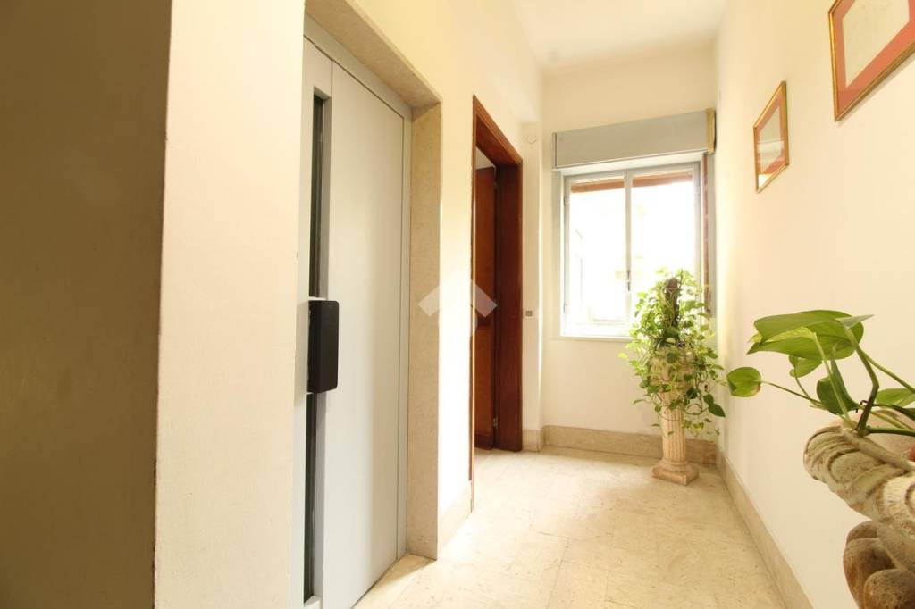 appartamento in vendita a Reggio di Calabria in zona San Brunello