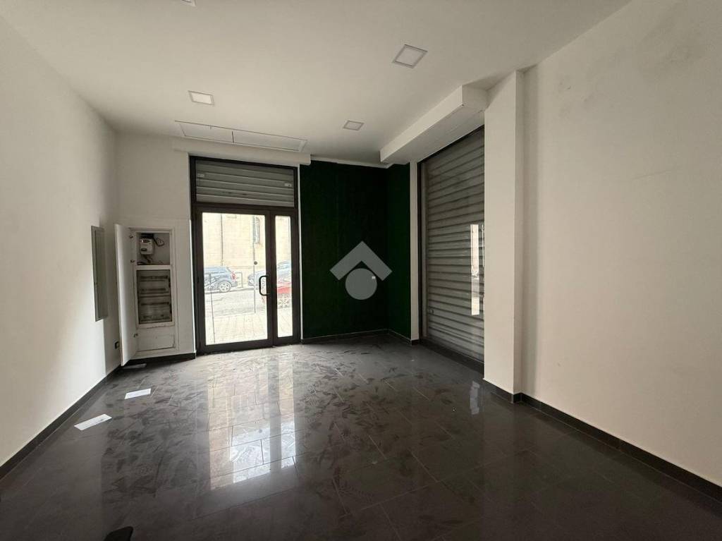 negozio in vendita a Reggio di Calabria in zona Centro Storico