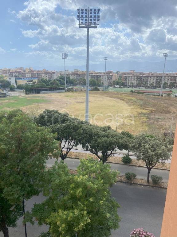 appartamento in vendita a Reggio di Calabria in zona Sbarre