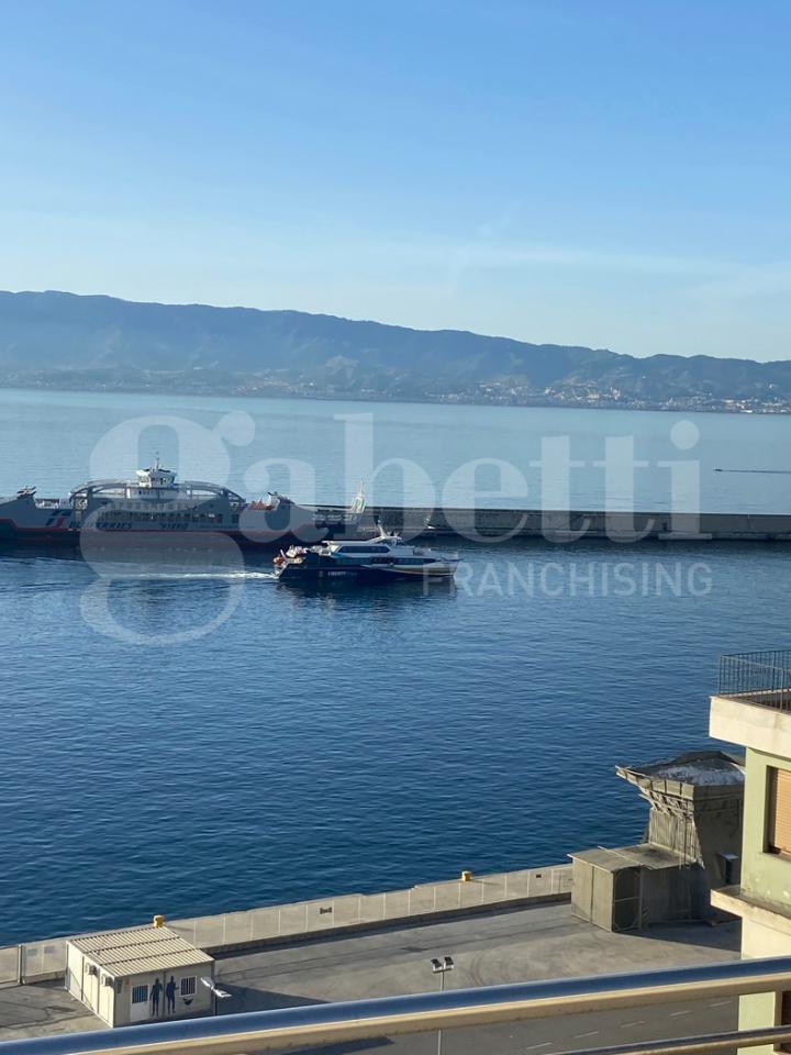 appartamento in vendita a Reggio di Calabria in zona Santa Caterina
