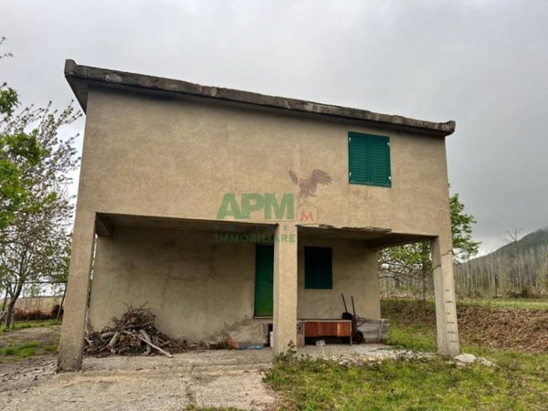 casa indipendente in vendita a Reggio di Calabria in zona Ortì