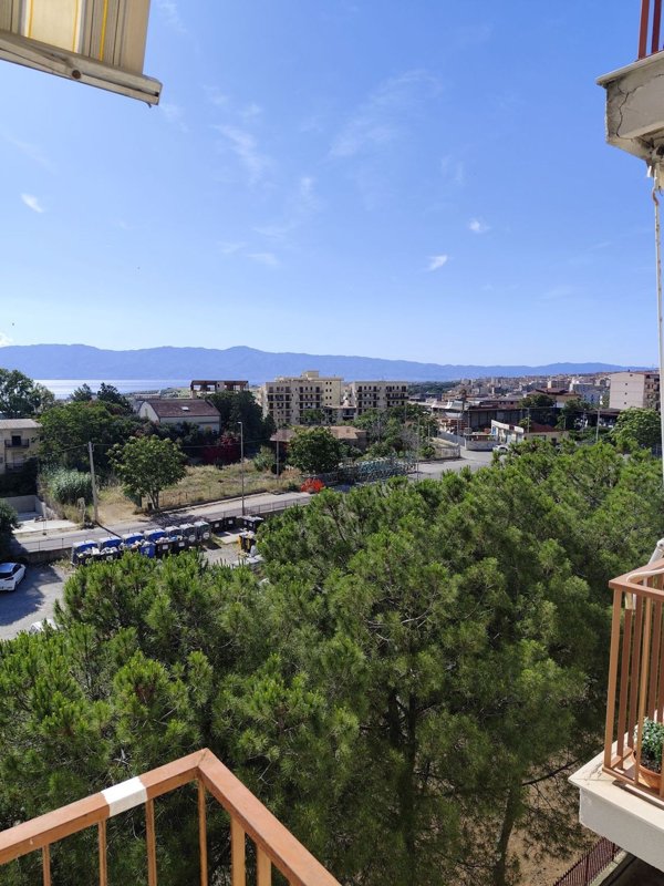 appartamento in vendita a Reggio di Calabria in zona Saracinello