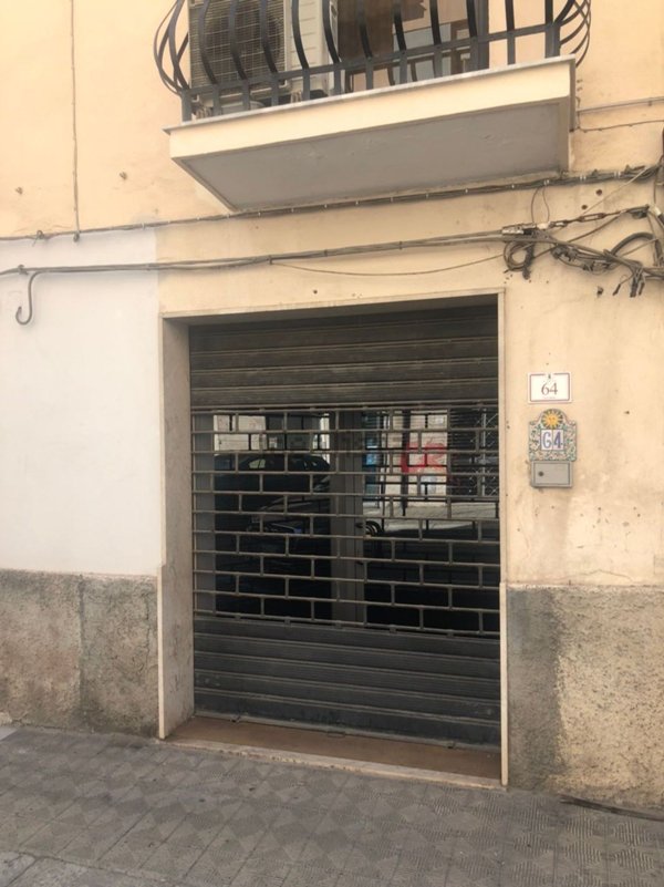 locale commerciale in vendita a Reggio di Calabria in zona Centro Storico