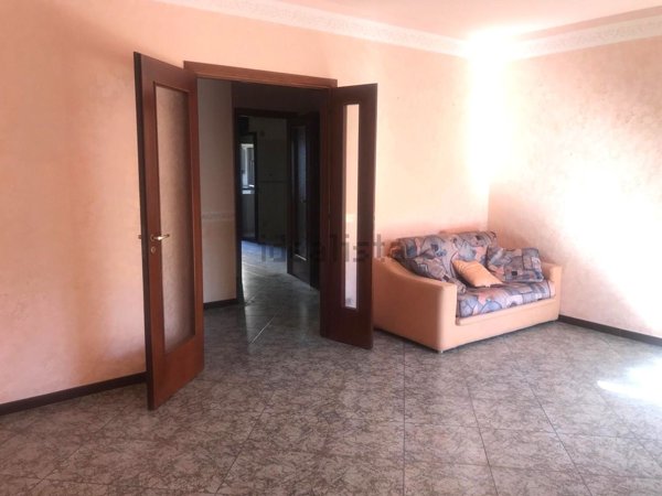 appartamento in vendita a Reggio di Calabria in zona Modena