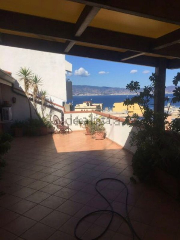 appartamento in vendita a Reggio di Calabria in zona Centro Storico