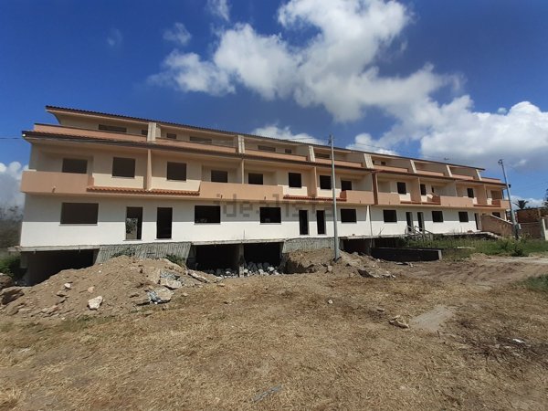 casa indipendente in vendita a Reggio di Calabria in zona Catona