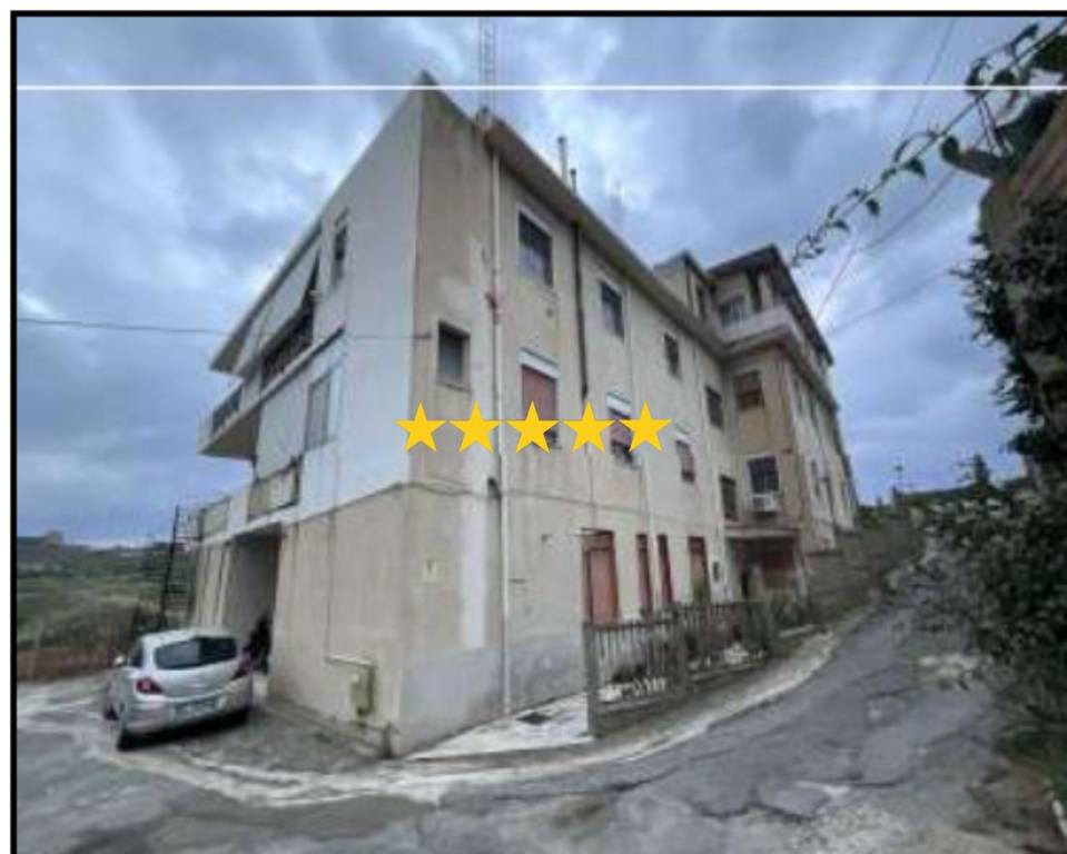 appartamento in vendita a Reggio di Calabria in zona Vito