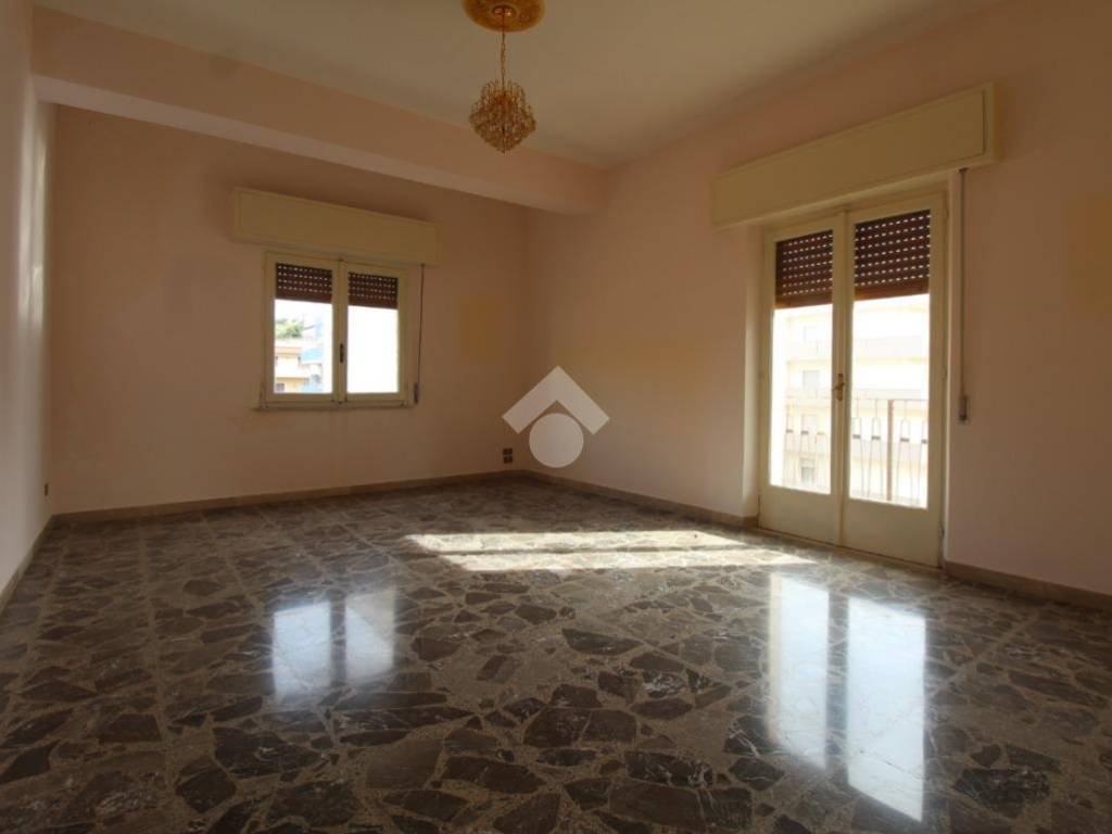 appartamento in vendita a Reggio di Calabria in zona Catona