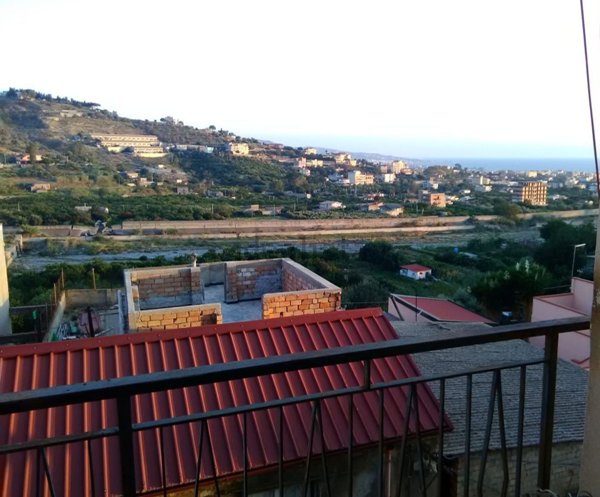 appartamento in vendita a Reggio di Calabria in zona Modena