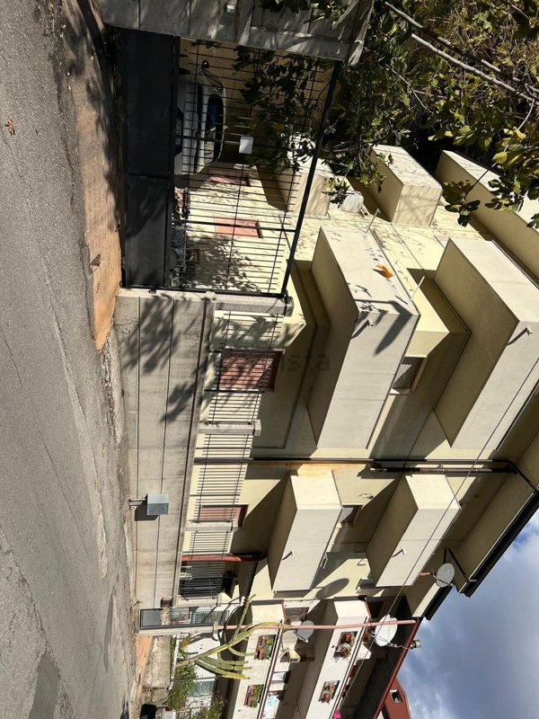 casa indipendente in vendita a Reggio di Calabria in zona San Gregorio
