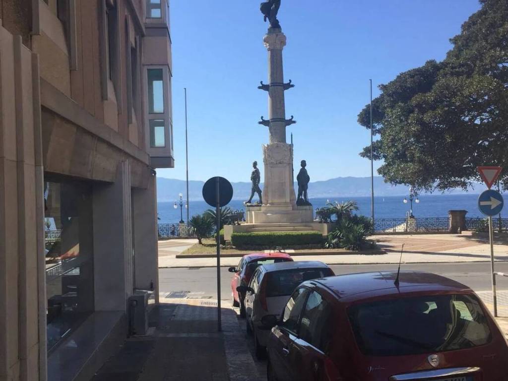 appartamento in vendita a Reggio di Calabria in zona Centro Storico