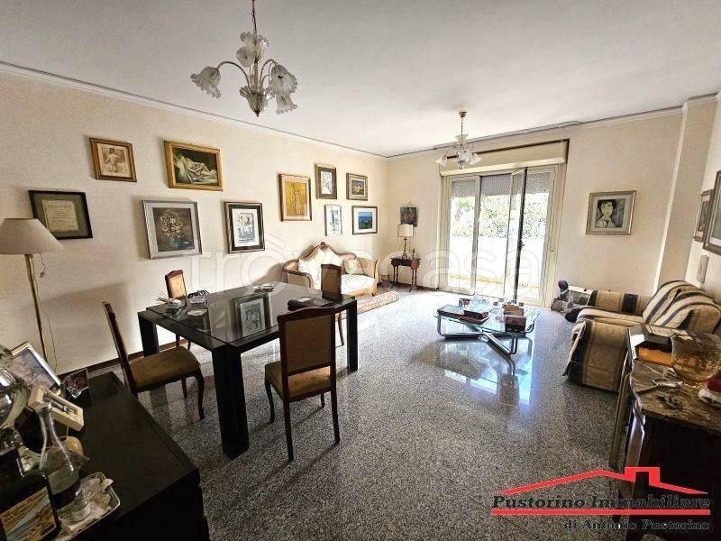 appartamento in vendita a Reggio di Calabria in zona Sbarre