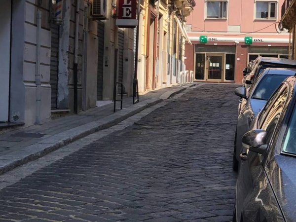 negozio in vendita a Reggio di Calabria in zona Centro Storico