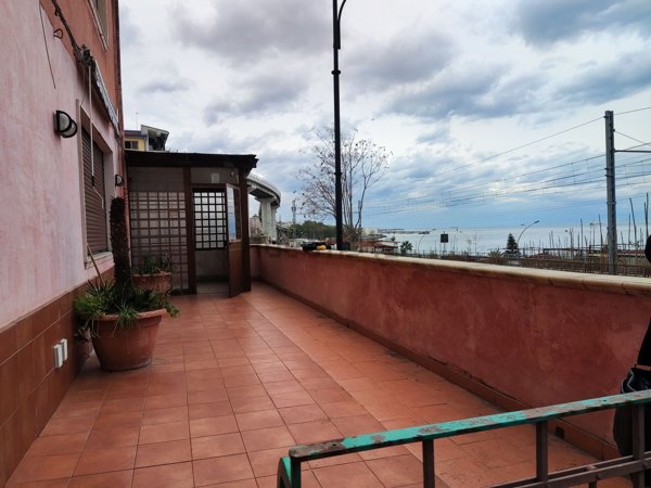 casa indipendente in vendita a Reggio di Calabria in zona Santa Caterina