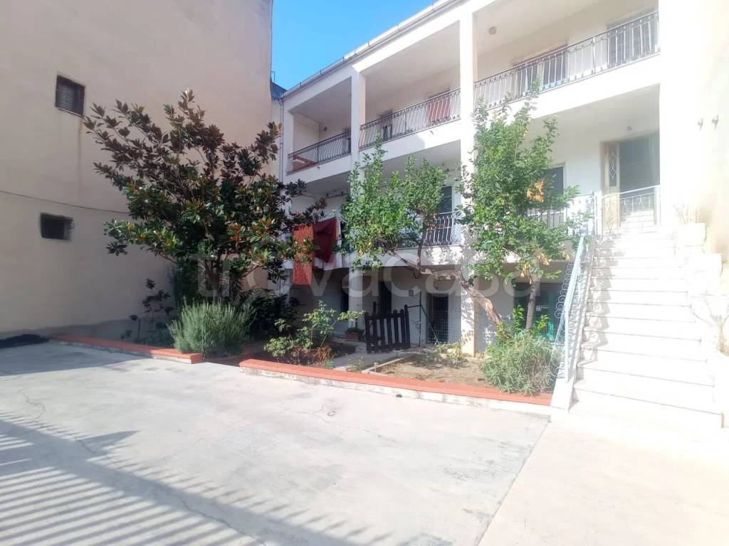 appartamento in vendita a Reggio di Calabria in zona Ravagnese