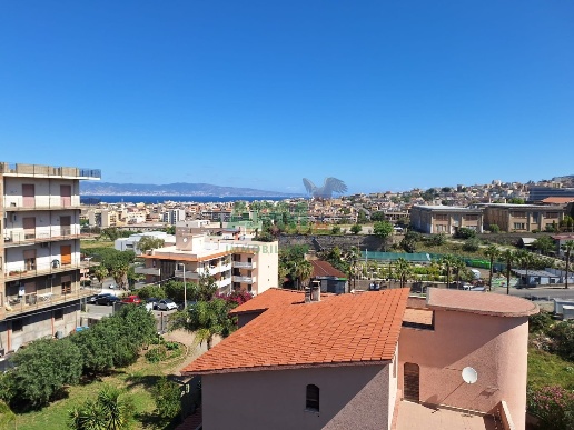 appartamento in vendita a Reggio di Calabria in zona Modena