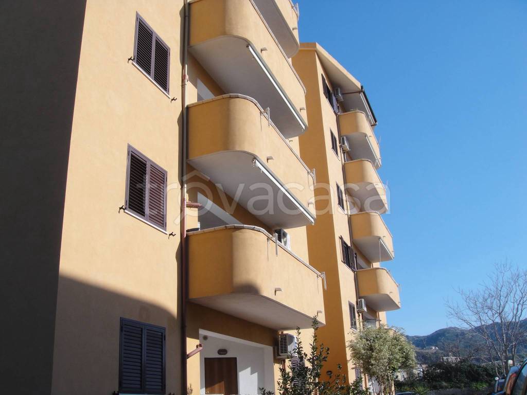 appartamento in vendita a Reggio di Calabria in zona Archi