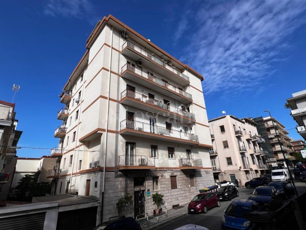 appartamento in vendita a Reggio di Calabria in zona Centro Storico