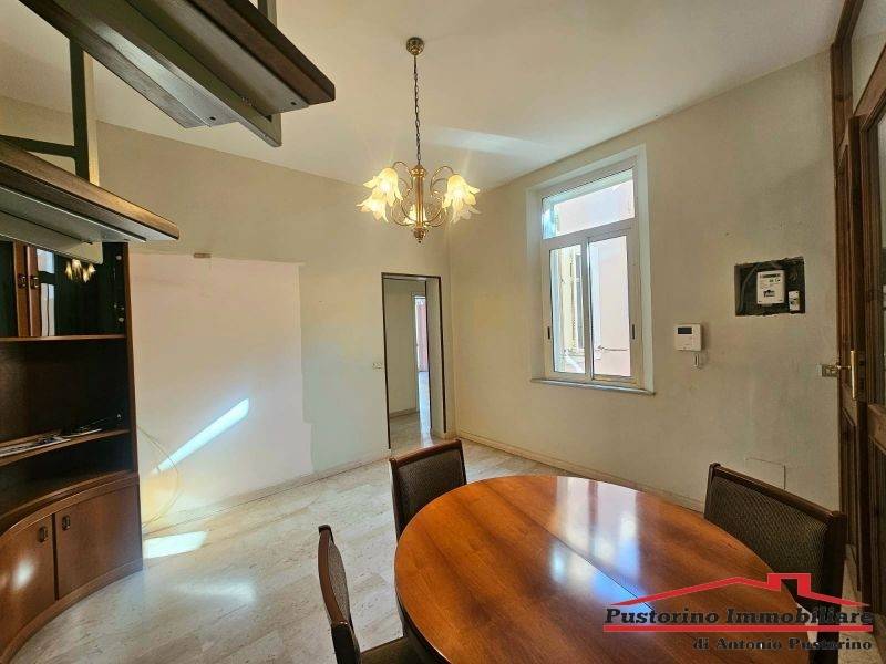 appartamento in vendita a Reggio di Calabria in zona Centro Storico